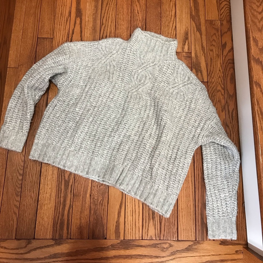 Aerie Light Gray Turtleneck Sweater